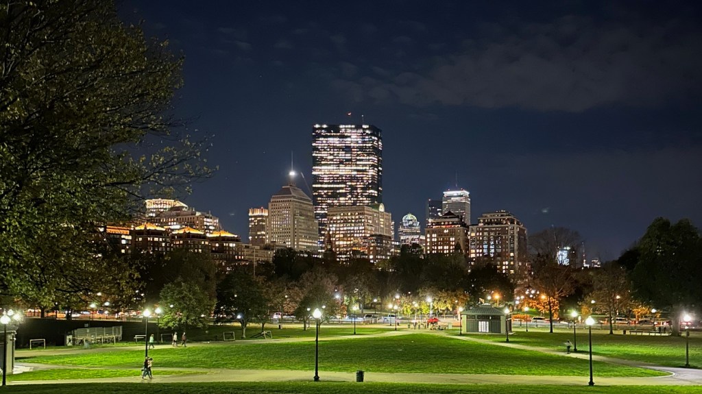 Thrifty Travel Tips: Food Packing, Rewards, and Local&nbsp;Insights